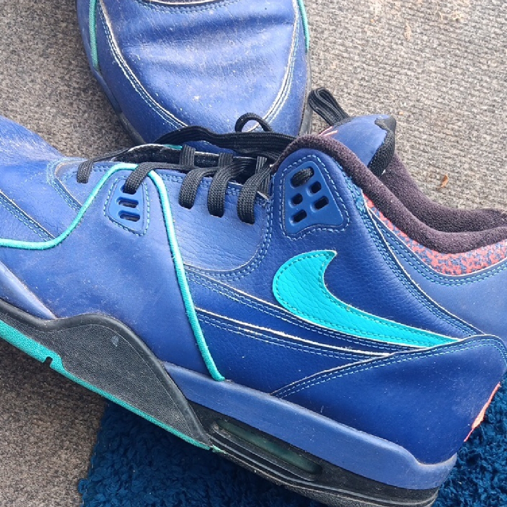 Nike Blue and Aqua Sneakers